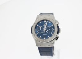 Hublot Classic Fusion Chronograph 541.NX.7170.LR (2025) - Blue dial 42 mm Titanium case