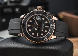 Rolex Yacht-Master 37 268655 (Onbekend (willekeurig serienummer)) - Zwart wijzerplaat 37mm Roségoud