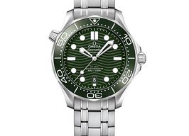 Omega Seamaster Diver 300 M 210.30.42.20.10.001 (2026) - Green dial 42 mm Steel case