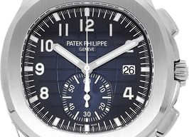 Patek Philippe Aquanaut 5968G-001 (2021) - Blauw wijzerplaat 42mm Witgoud