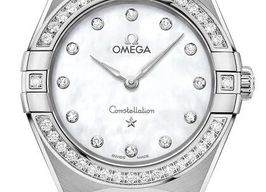Omega Constellation Quartz 131.15.28.60.55.001 (2026) - Parelmoer wijzerplaat 28mm Staal