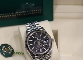 Rolex Sky-Dweller 326934 -