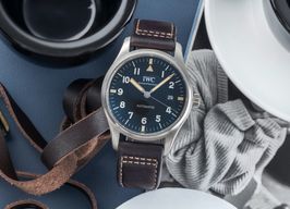 IWC Pilot Mark IW327007 (2018) - Zwart wijzerplaat 40mm Staal