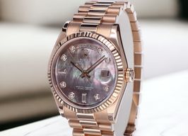 Rolex Day-Date 36 118235F (2002) - Black dial 36 mm Rose Gold case