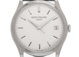 Patek Philippe Calatrava 5296G-010 (2016) - Silver dial 38 mm White Gold case