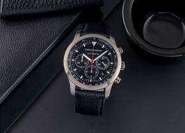 IWC Porsche Design IW3732 (Unknown (random serial)) - Black dial 36 mm Titanium case