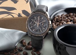 Omega Speedmaster 311.63.44.51.99.001 (Unknown (random serial)) - Grey dial 44 mm Rose Gold case