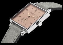 NOMOS Tetra 443 (2022) - Champagne dial 30 mm Steel case