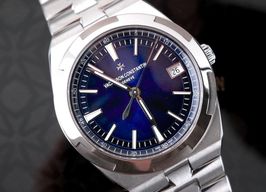 Vacheron Constantin Overseas 4500V/110A-B128 (2020) - Blue dial 42 mm Steel case