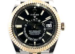 Rolex Sky-Dweller 336933 (2023) - Black dial 42 mm Gold/Steel case