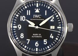 IWC Pilot Mark IW328201 (2023) - Black dial 40 mm Steel case