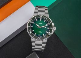 Oris Aquis Date 01 400 7769 4157-07 4 22 74FC (Onbekend (willekeurig serienummer)) - Groen wijzerplaat 42mm Staal