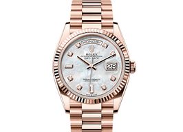 Rolex Day-Date 36 128235 (2025) - Parelmoer wijzerplaat 36mm Roségoud