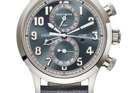 Patek Philippe Calatrava 5924G-001 (2024) - Blue dial 42 mm White Gold case