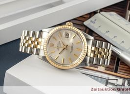 Rolex Oyster Perpetual Date 15053 (Unknown (random serial)) - Silver dial 34 mm Gold/Steel case
