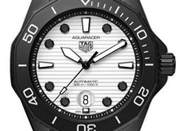 TAG Heuer Aquaracer 300M WBP201D.FT6197 (2025) - White dial 43 mm Steel case