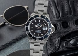 Rolex Submariner Date 16610 (1991) - Black dial 40 mm Steel case
