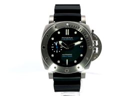 Panerai Luminor Submersible PAM02973 (2024) - Zwart wijzerplaat 42mm Staal