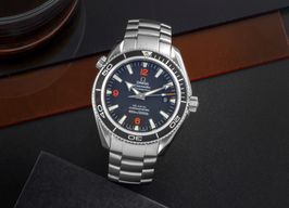 Omega Seamaster Planet Ocean 2201.51.00 (2005) - Black dial 42 mm Steel case