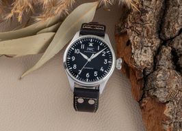 IWC Big Pilot IW329301 (Onbekend (willekeurig serienummer)) - Zwart wijzerplaat 43mm Staal