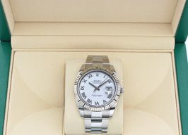 Rolex Datejust 41 126334 (Onbekend (willekeurig serienummer)) - Wit wijzerplaat 41mm Staal