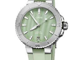Oris Aquis Date 01 733 7770 4157-07 4 18 67FC (2026) - Groen wijzerplaat 37mm Staal