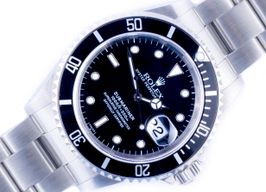 Rolex Submariner Date 16610 (1999) - Black dial 40 mm Steel case