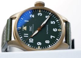 IWC Big Pilot IW329702 (2025) - Green dial 43 mm Bronze case