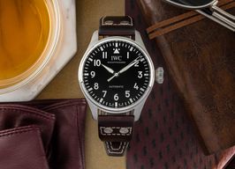 IWC Big Pilot IW329301 (2021) - Zwart wijzerplaat 43mm Staal