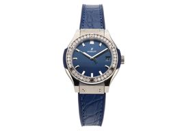 Hublot Classic Fusion Blue 581.NX.7170.LR.1104 -