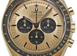 Omega Speedmaster Professional Moonwatch 310.60.42.50.99.002 (2024) - Champagne dial 42 mm Yellow Gold case