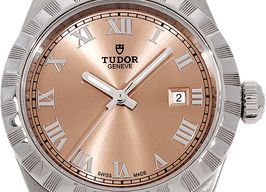 Tudor Royal 28300 (2023) - Pink dial 28 mm Steel case