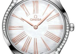 Omega De Ville Trésor 428.18.36.60.05.002 (2026) - Parelmoer wijzerplaat 36mm Staal