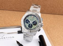 Breitling Avenger AB0147101L1A1 (Unknown (random serial)) - Green dial 44 mm Steel case
