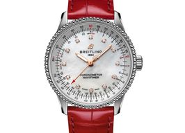 Breitling Navitimer A17395211A1P6 (2023) - Parelmoer wijzerplaat 35mm Staal