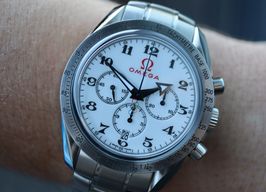 Omega Speedmaster 321.10.42.50.04.001 (Unknown (random serial)) - White dial 42 mm Steel case