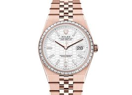 Rolex Land-Dweller 36 127285TBR (2025) - White dial 36 mm Rose Gold case