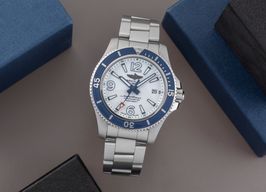 Breitling Superocean 42 A17366 (Unknown (random serial)) - White dial 42 mm Steel case