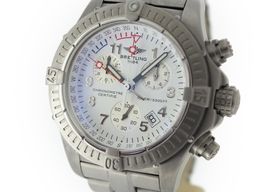 Breitling Avenger E73360 (Unknown (random serial)) - White dial 44 mm Titanium case