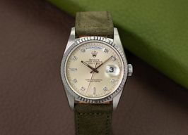 Rolex Day-Date 36 18239 (1995) - Silver dial 36 mm White Gold case