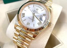 Rolex Day-Date 40 228238 (2023) - Silver dial 40 mm Yellow Gold case