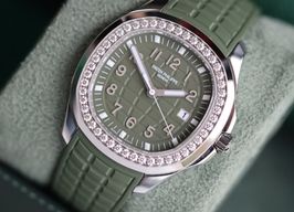 Patek Philippe Aquanaut 5267/200A (2024) - Green dial 39 mm Steel case