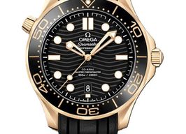 Omega Seamaster Diver 300 M 210.62.42.20.01.003 (2026) - Zwart wijzerplaat 42mm Geelgoud