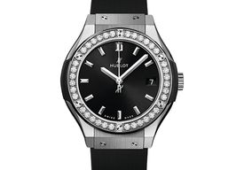 Hublot Classic Fusion Quartz 581.NX.1470.RX.1104 (2026) - 33mm Titanium