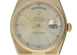 Rolex Day-Date Oysterquartz 19018 (Unknown (random serial)) - Gold dial 36 mm Yellow Gold case