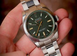 Rolex Milgauss 116400GV (Onbekend (willekeurig serienummer)) - Zwart wijzerplaat 40mm Staal