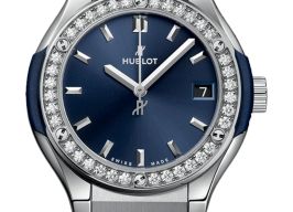 Hublot Classic Fusion 581.NX.7170.RX.1104 (2026) - Blue dial 33 mm Titanium case