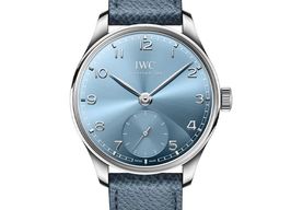 IWC Portuguese Automatic IW358402 (2024) - Blauw wijzerplaat 40mm Witgoud