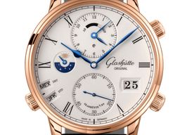 Glashütte Original Senator Cosmopolite 1-89-02-01-05-01 (2024) - Zilver wijzerplaat 44mm Roodgoud