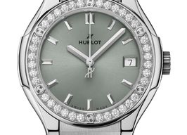 Hublot Classic Fusion 581.NX.891G.NR.1104 -